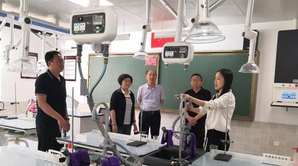 榆林十中高勝洲校長(zhǎng)帶隊(duì)赴西安學(xué)習(xí)交流