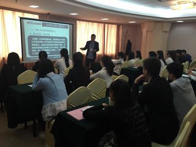 濟南公名教育咨詢 以寬敞教室為基石，打造專業教育咨詢服務環境